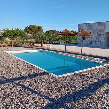 Madonna Delle Vergini מטרה